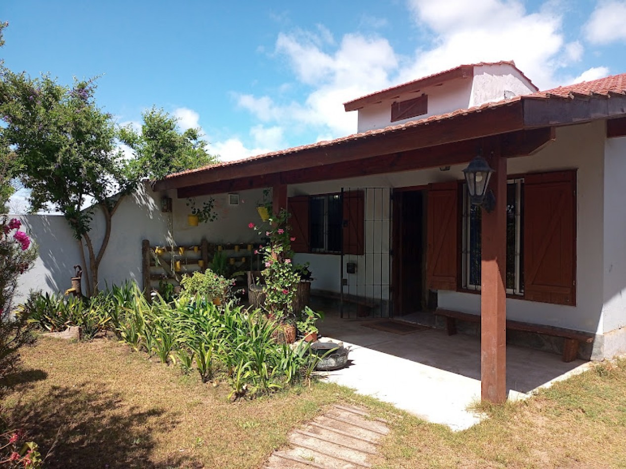 CHALET EN MAR DE AJO