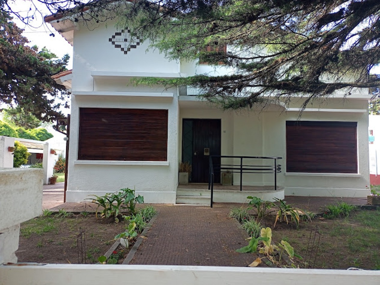 HERMOSA CASONA PARA 12 PERSONAS