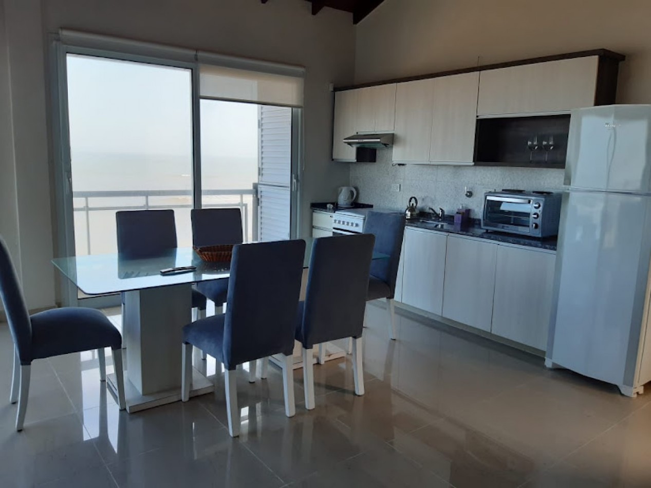 DEPARTAMENTO FRENTE AL MAR