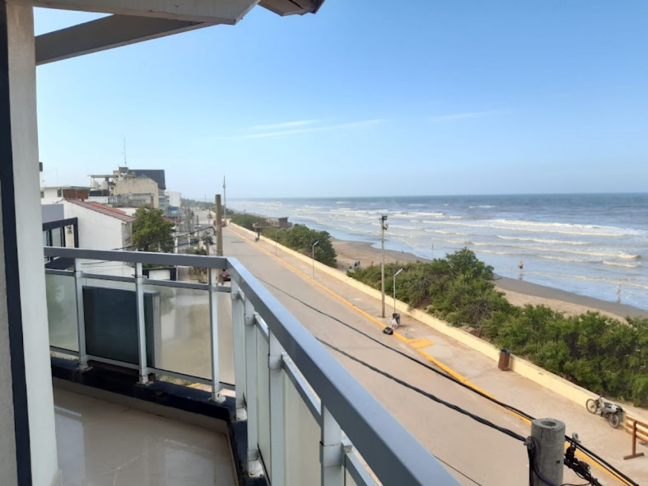 DEPARTAMENTO FRENTE AL MAR