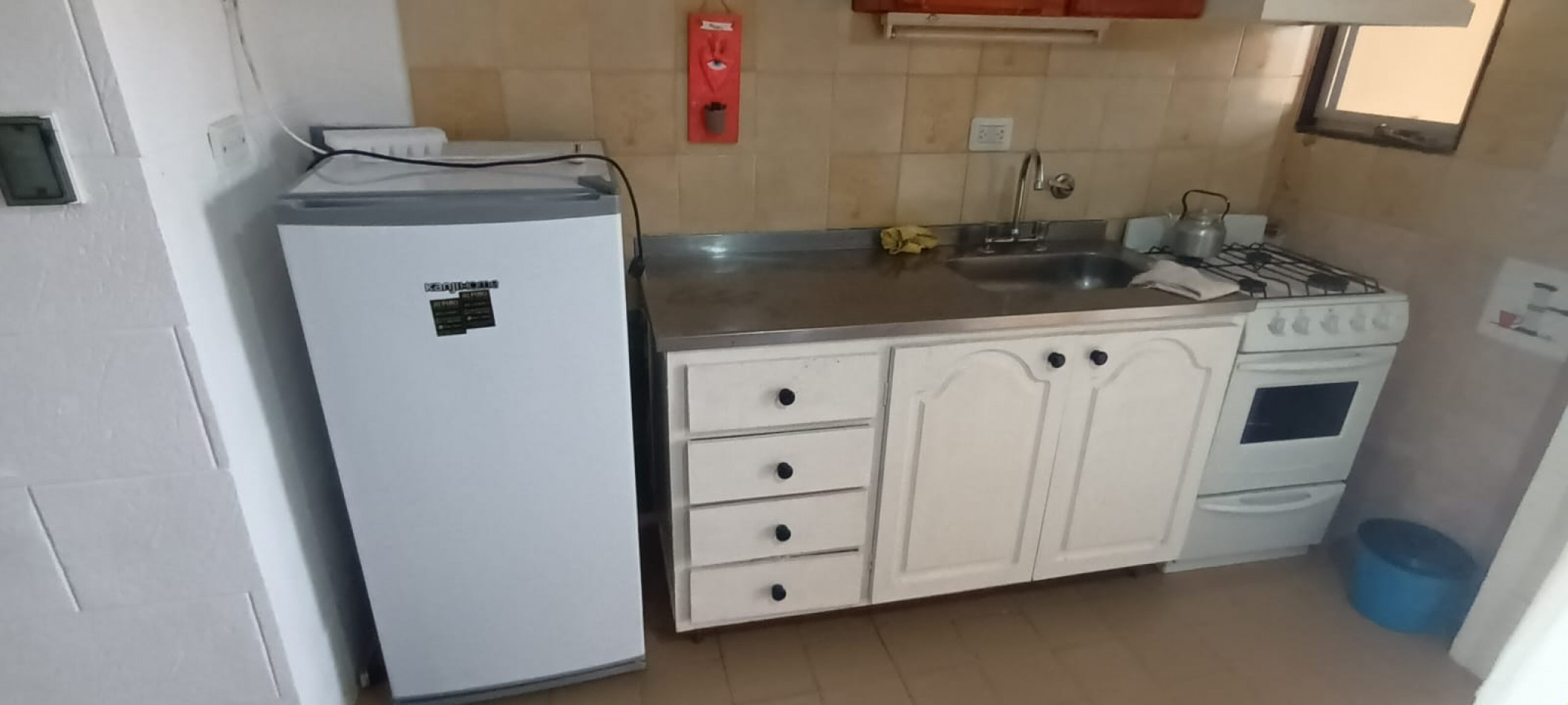 MONOAMBIENTE CON COCHERA