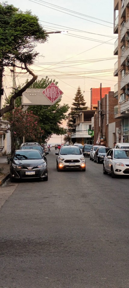 MONOAMBIENTE CON COCHERA