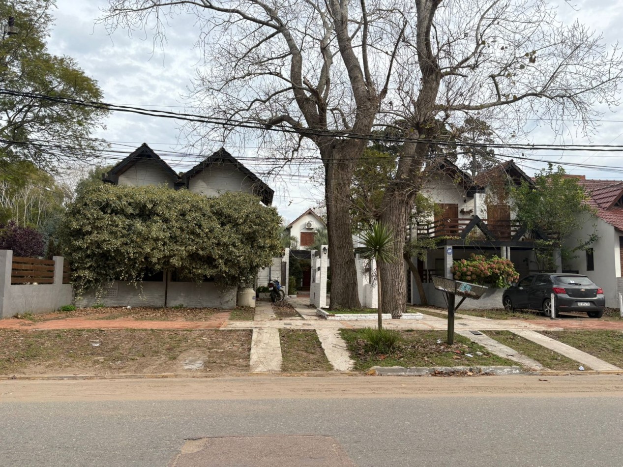 DUPLEX