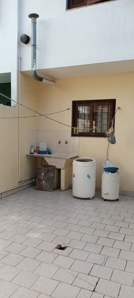 TRIPLEX AMOBLADO