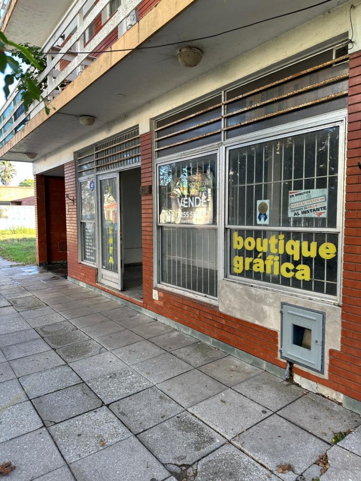 LOCAL COMERCIAL