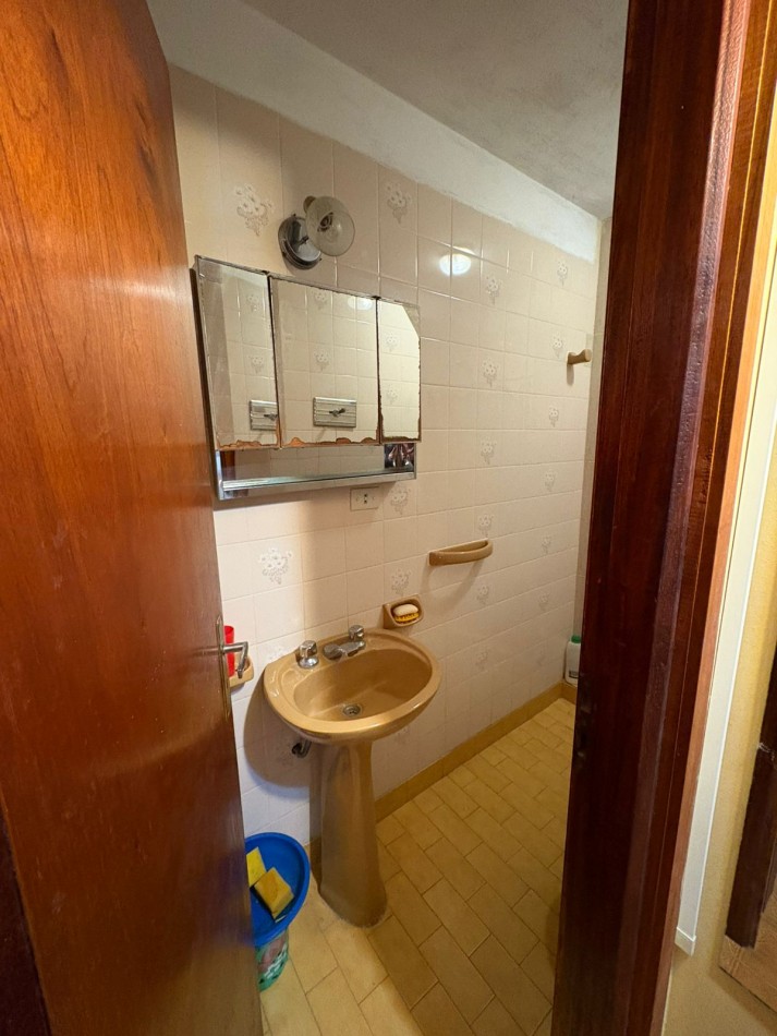 DEPARTAMENTO SOBRE PEATONAL