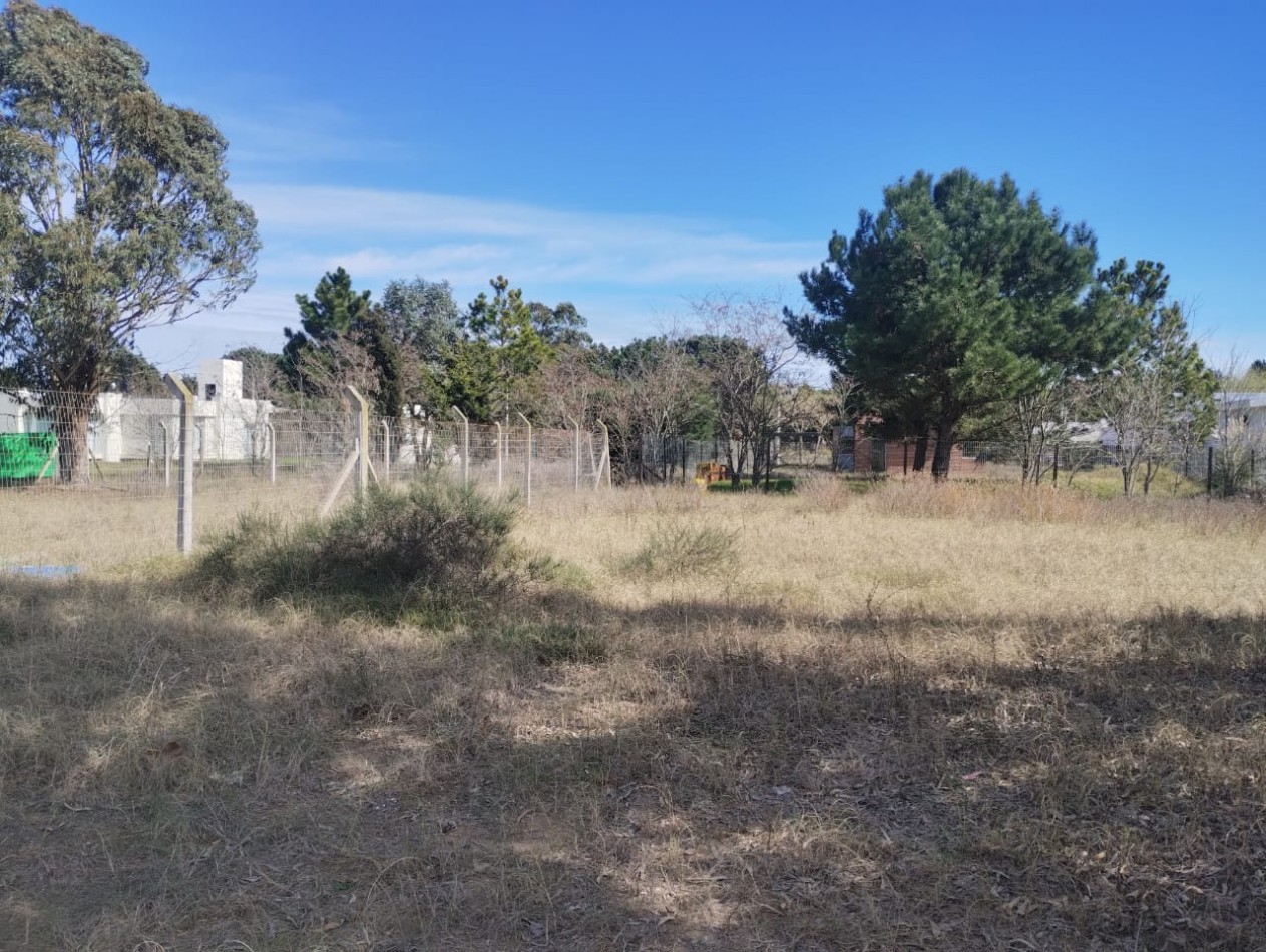 LOTE EN ZONA RESIDENCIAL