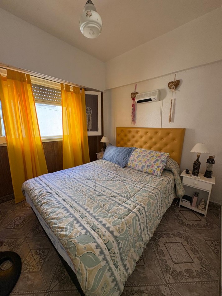 Departamento de 2 amb. con cochera