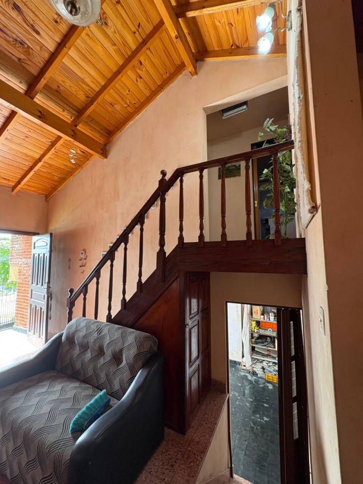 CHALET EXCELENTE UBICACION