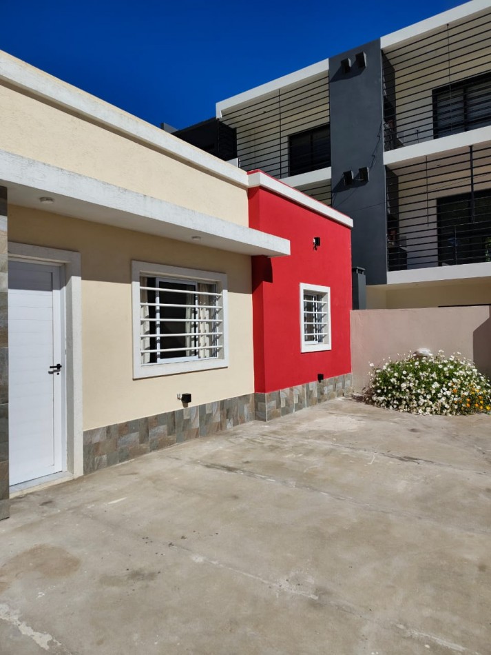 CASA ESTILO MINIMALISTA A ESTRENAR