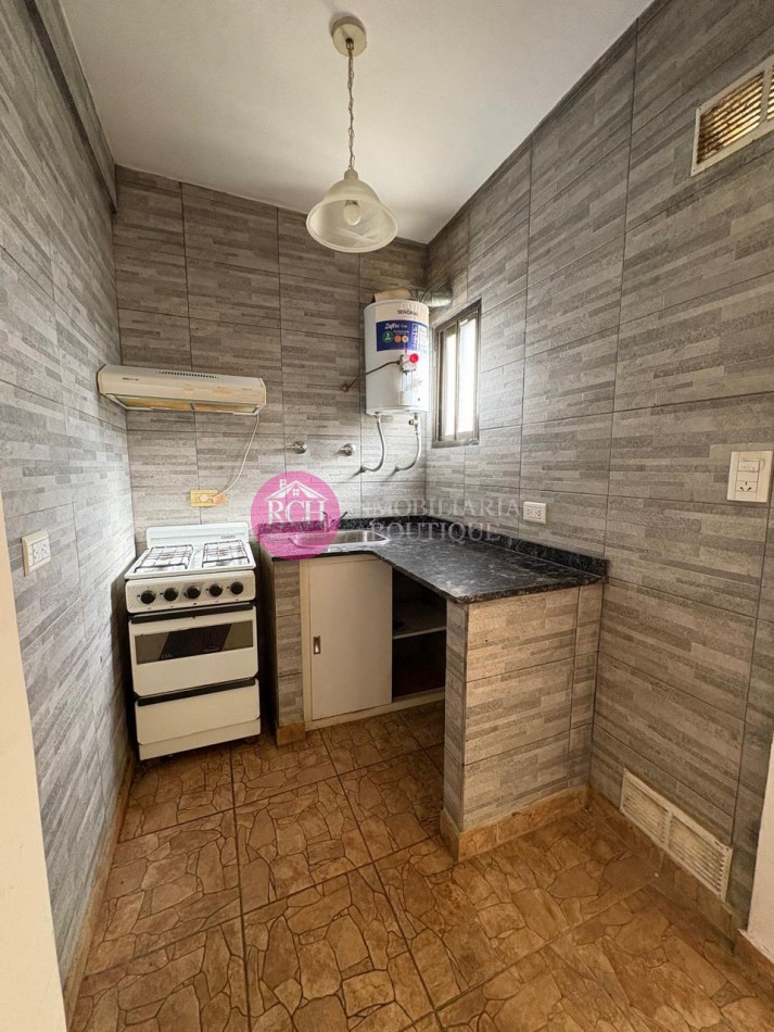 DEPARTAMENTO 2 AMBIENTES CERCA DEL MAR Y CENTRO COMERCIAL