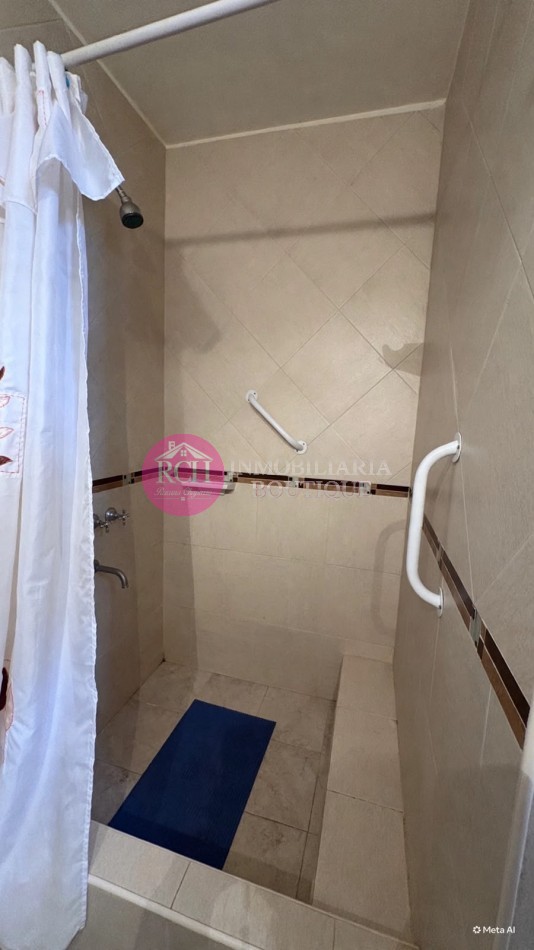DUPLEX DE CASI 100 M² A 200 METROS DEL MAR, CON 3 DORMITORIOS, GARAGE Y PATIO CON PARRILLA