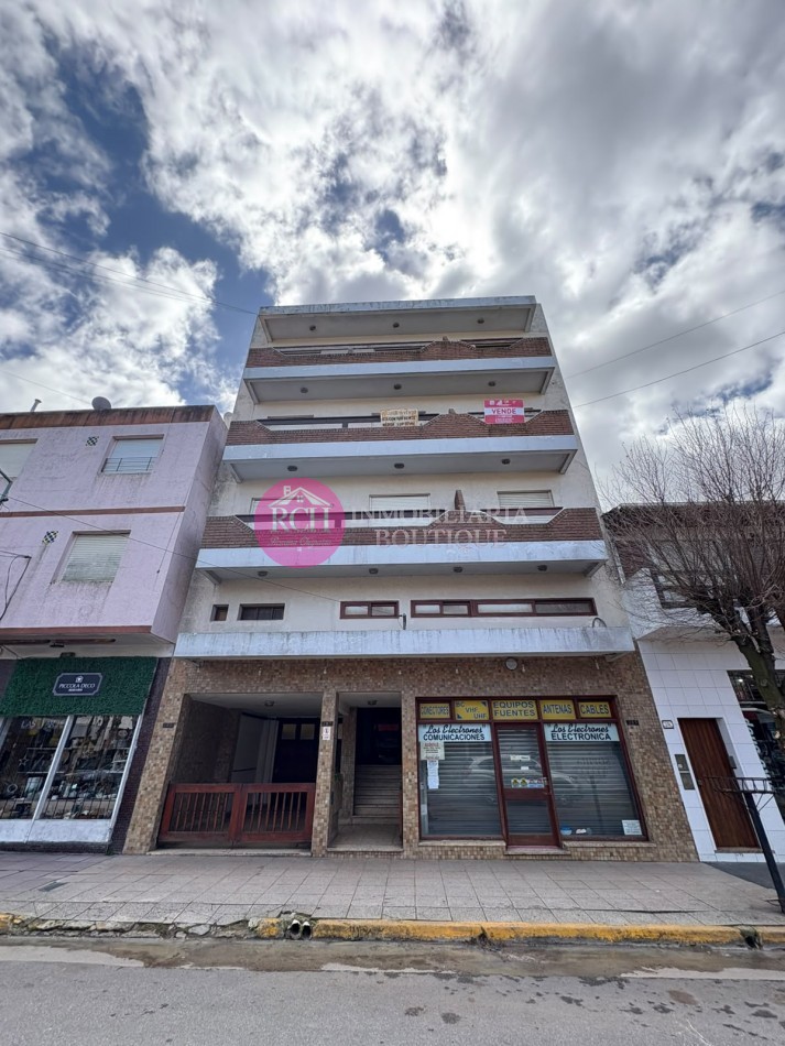 MONOAMBIENTE CON COCHERA CUBIERTA A 250 METROS DEL MAR - MAR DE AJO CENTRO