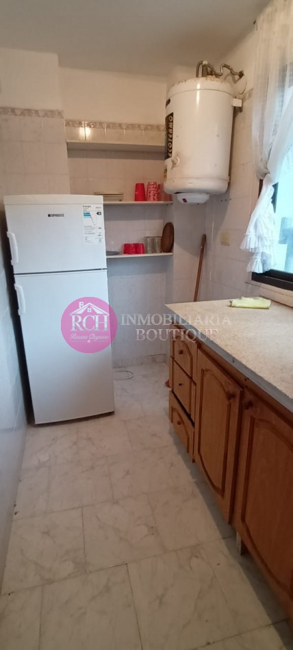 MONOAMBIENTE CON DORMITORIO SEPARADO Y BALCON A 300 METROS DEL MAR