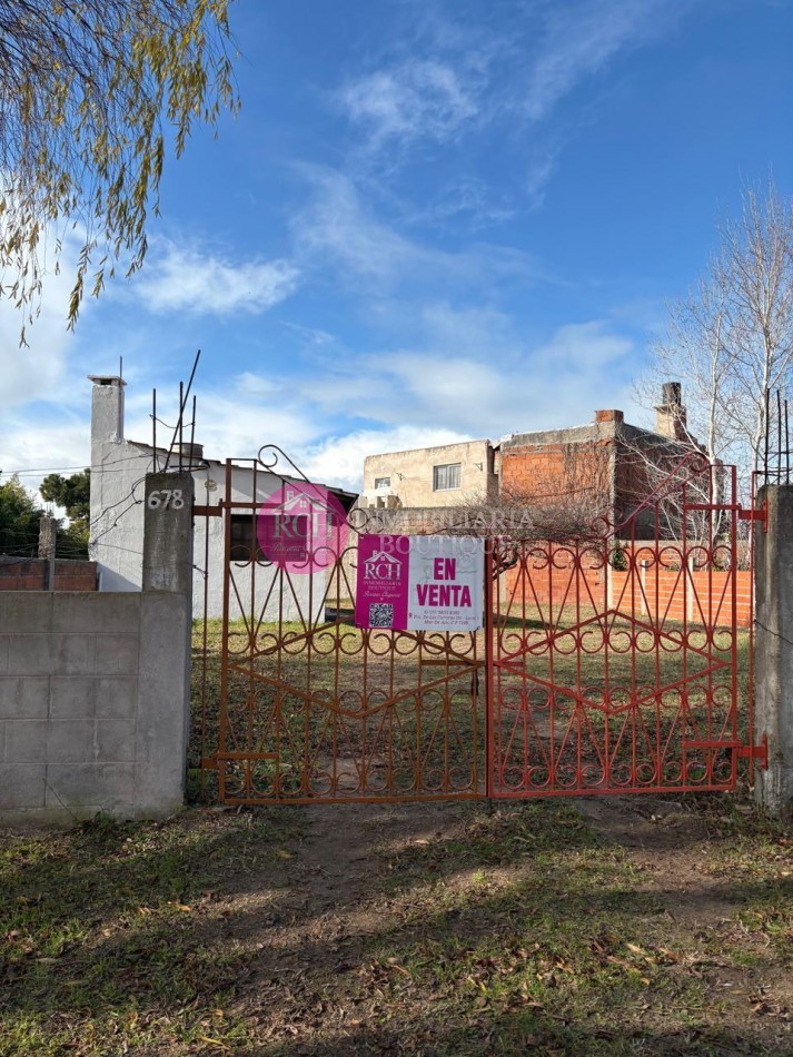 CASA EN LOTE PROPIO