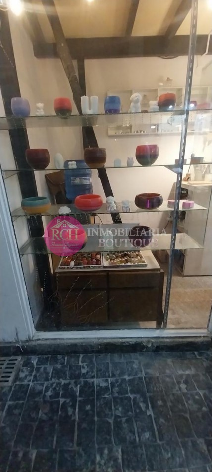 LOCAL COMERCIAL EN PLENA PEATONAL DE MAR DE AJO
