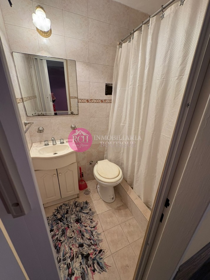 MONOAMBIENTE CON DORMITORIO SEPARADO Y BALCON A 300 METROS DEL MAR