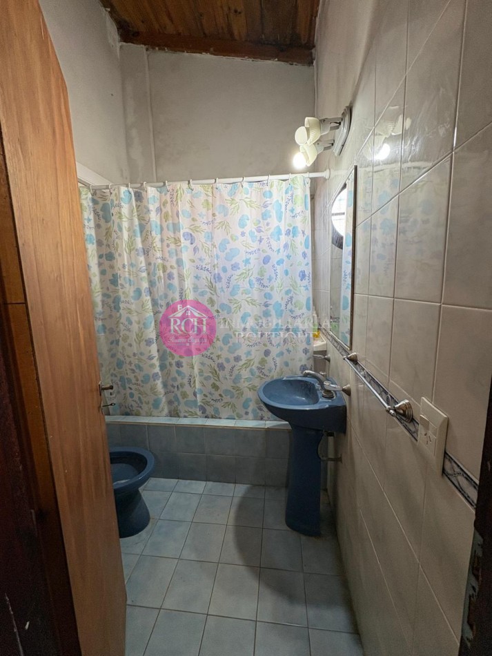 CASA EN LOTE PROPIO
