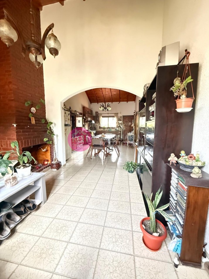 CASA ESTILO CHALET CERCA DEL MAR