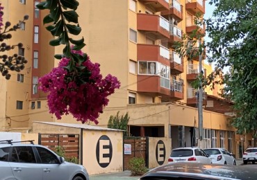 MONOAMBIENTE CON COCHERA