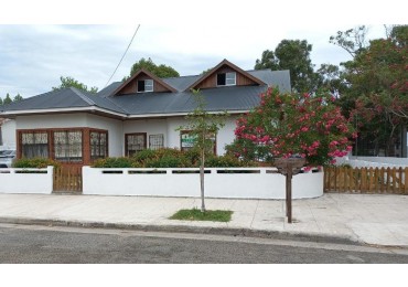 CASA ESTILO CHALET CERCA DEL MAR