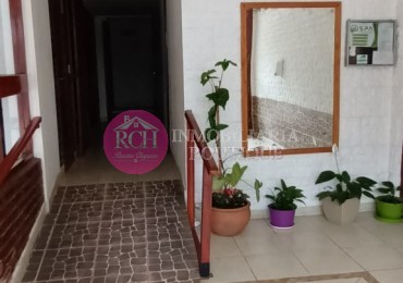 MONOAMBIENTE CON DORMITORIO SEPARADO Y BALCON A 300 METROS DEL MAR