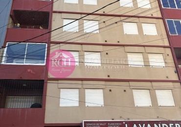 DEPARTAMENTO CENTRICO Y CERCA DEL MAR